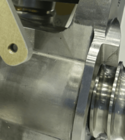 Maschinenbau - Mechanische Prüfung und Charakterisierung von technischen Komponenten und MaterTÜV AUSTRIA TVFA führt Untersuchungen an Werkstoffen aus Metall, Mineral- oder Faserverbundwerksstoffen, Kunststoff, Gummi u.v.m. durch, um deren mechanische Eigenschaften und Verhalten unter verschiedenen Lastbedingungen zu bestimmen.